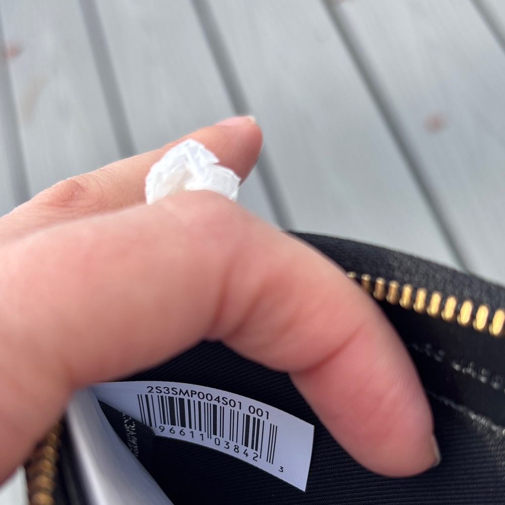 Marc Jacobs THE PEBBLE J MARC TOP ZIP MULTI WALLET - Picture 15 of 16